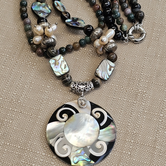 Mother of Pearl Gemstone and Abalone Bead Double-Strand Necklace with Pearls - Picture 11 of 15